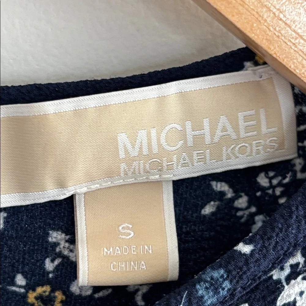 Michael Kors Women's Floral Long Sleeve Blouse Size S Navy Blue Lace-Up Detail